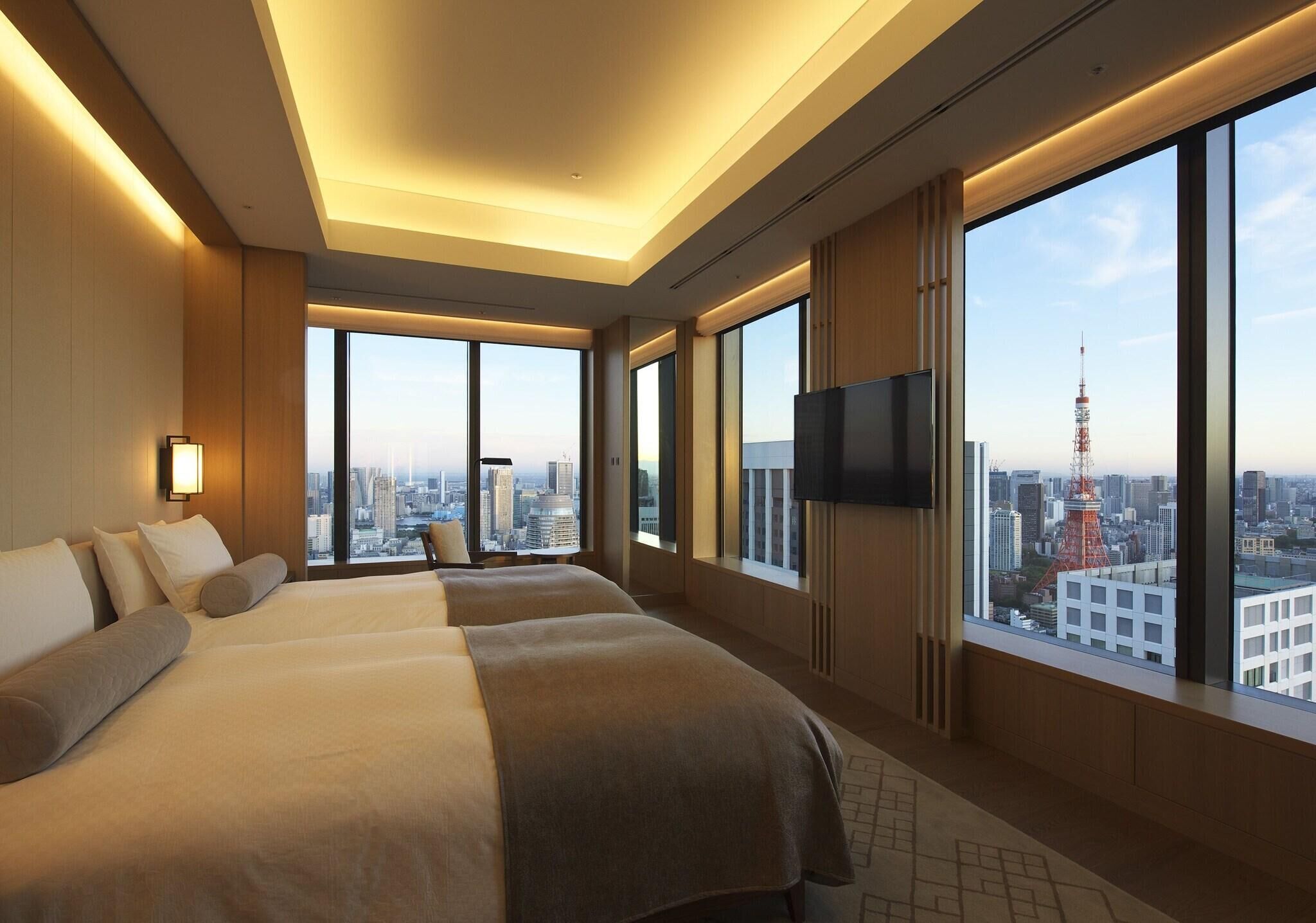 Hypo-allergenic bedding, down duvets, minibar, in-room safe