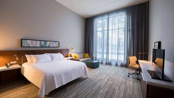 Hypo-allergenic bedding, blackout drapes, iron/ironing board, free WiFi