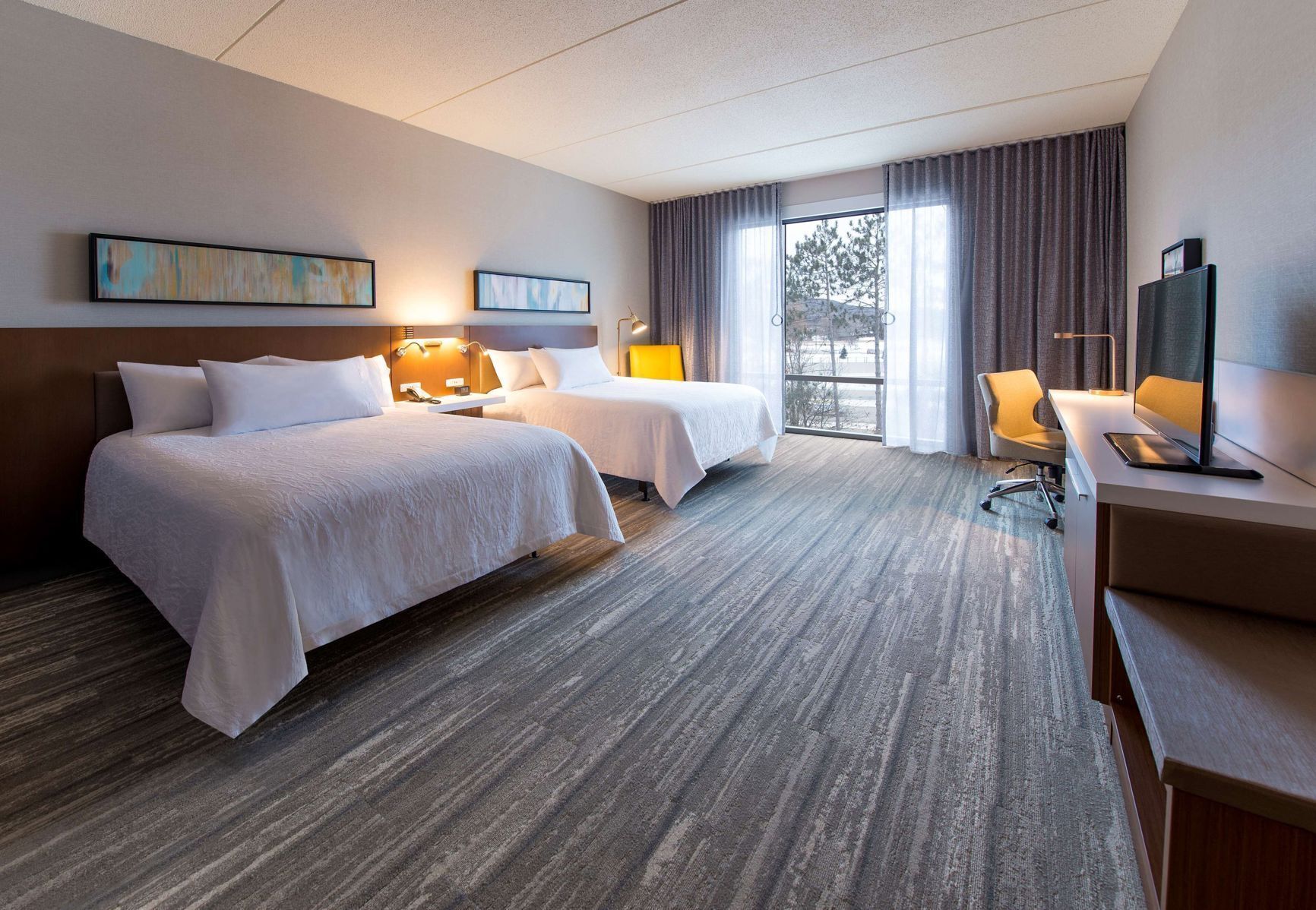 Hypo-allergenic bedding, blackout drapes, iron/ironing board, free WiFi