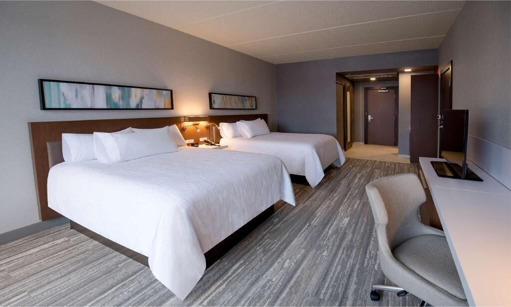Hypo-allergenic bedding, blackout drapes, iron/ironing board, free WiFi