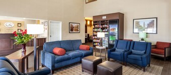 Comfort Suites Lincoln North