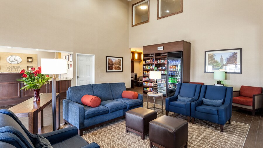 Comfort Suites Lincoln North