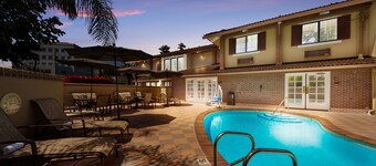 SureStay Plus Hotel by Best Western Mountain View
