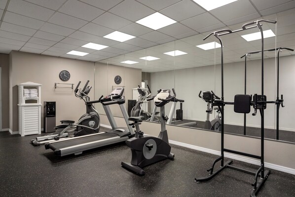 Fitness facility - Ramada by Wyndham Cocoa (Cocoa)