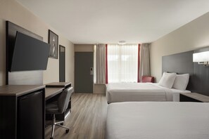 Desk, laptop workspace, blackout curtains, soundproofing - Ramada by Wyndham Cocoa (Cocoa)
