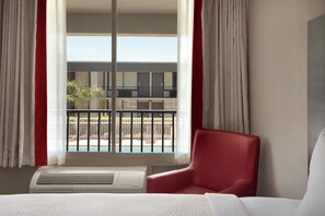 Desk, laptop workspace, blackout curtains, soundproofing - Ramada by Wyndham Cocoa (Cocoa)