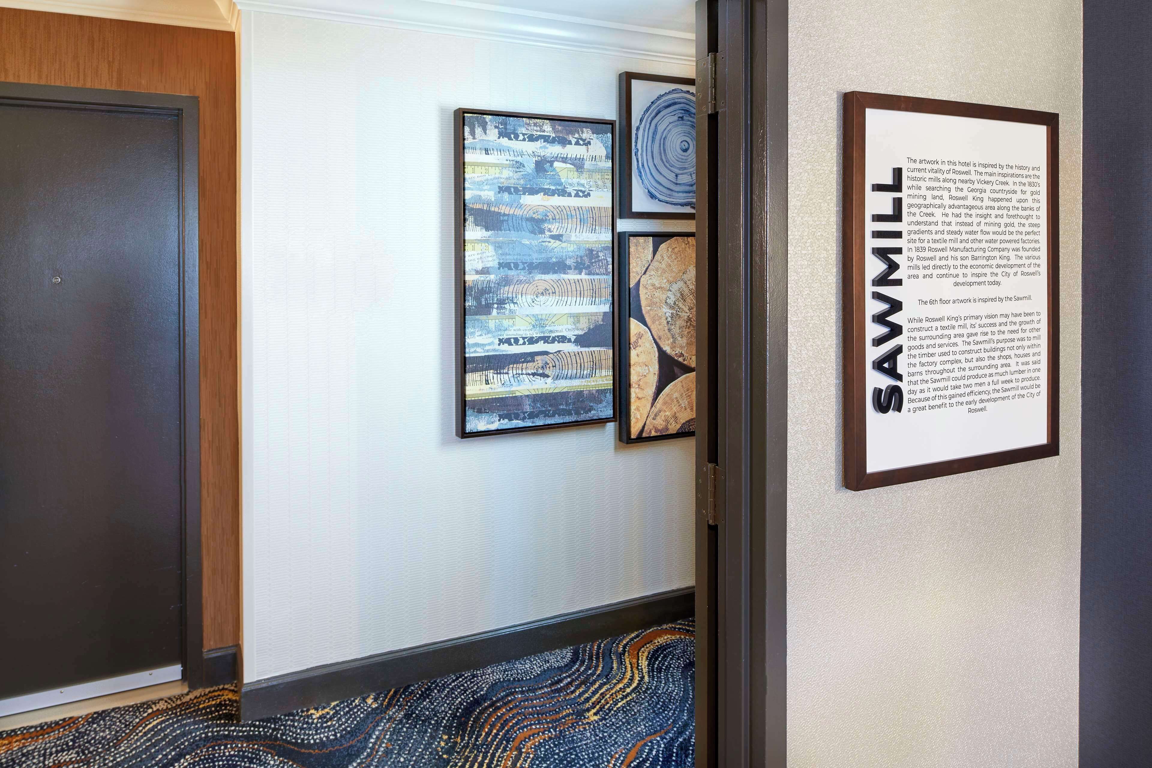 premium bedding, down duvets, in-room safe, desk