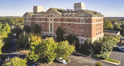 DoubleTree by Hilton Atlanta - Roswell