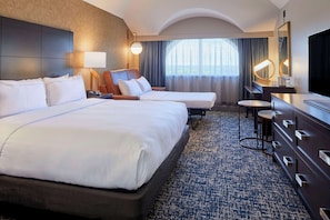 Room, 1 King Bed with Sofa bed, Non Smoking | Premium bedding, down comforters, in-room safe, desk - DoubleTree by Hilton Atlanta - Roswell (Roswell)