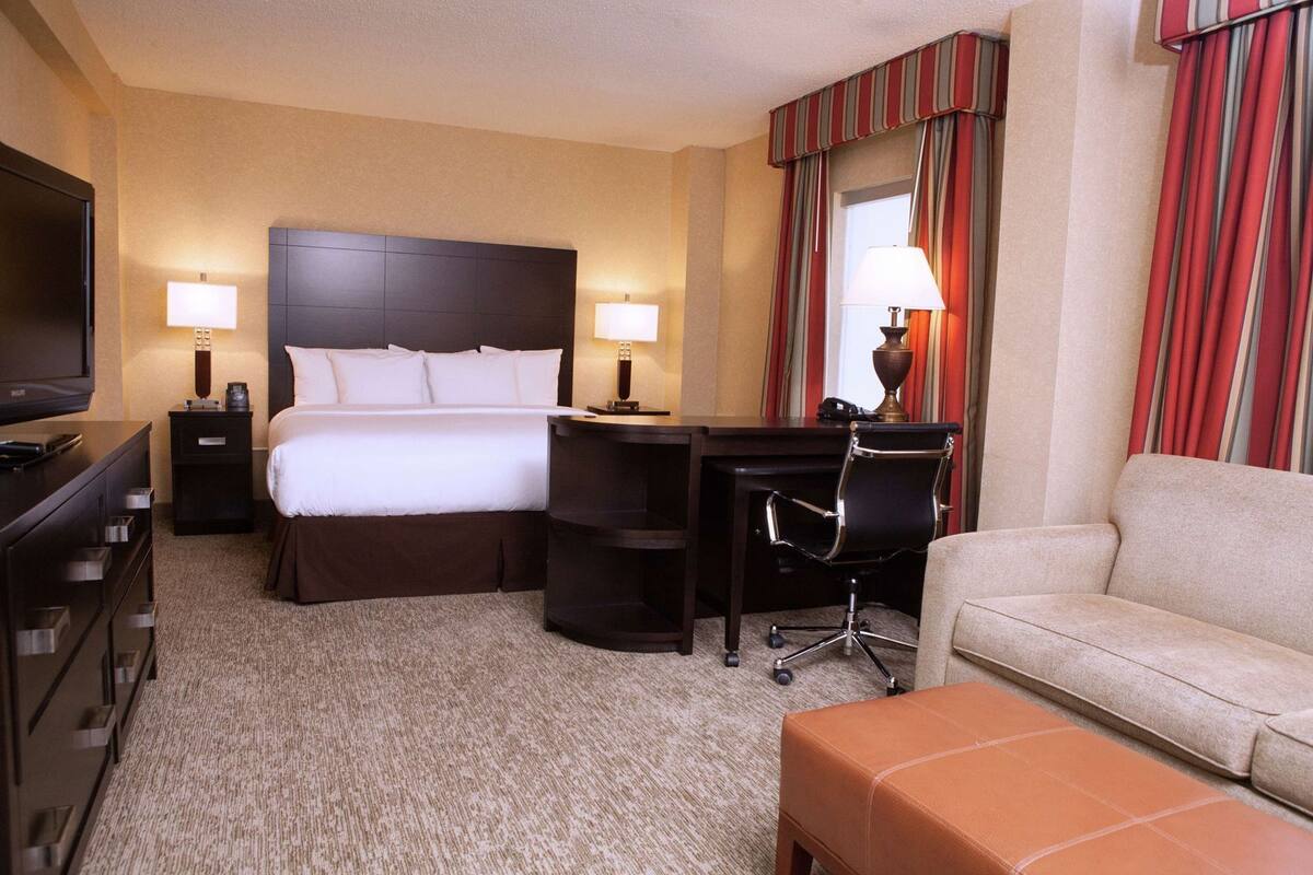 Premium bedding, down duvets, in-room safe, desk
