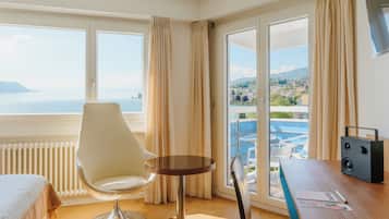 Zimmer, Balkon, Seeblick (Cosy Mona)