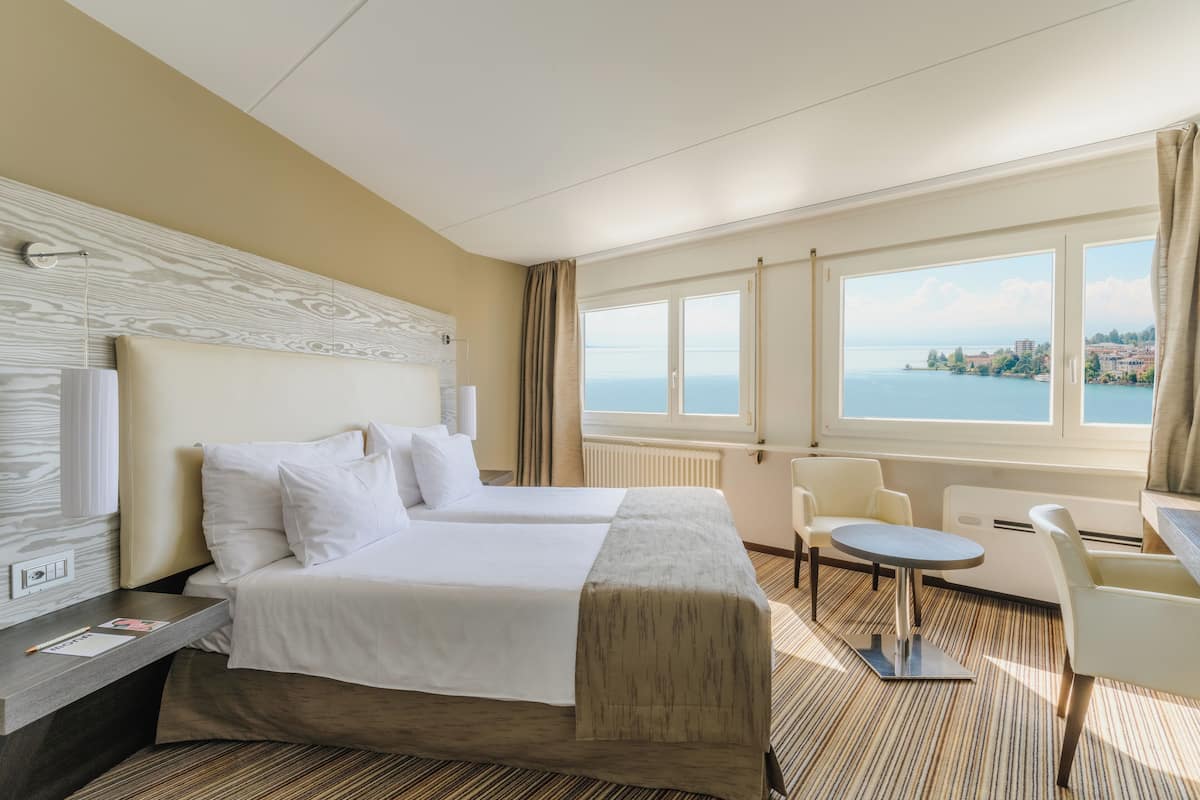 Junior Suite, Balcony, Lake View (Classy) | Premium bedding, minibar, in-room safe, desk