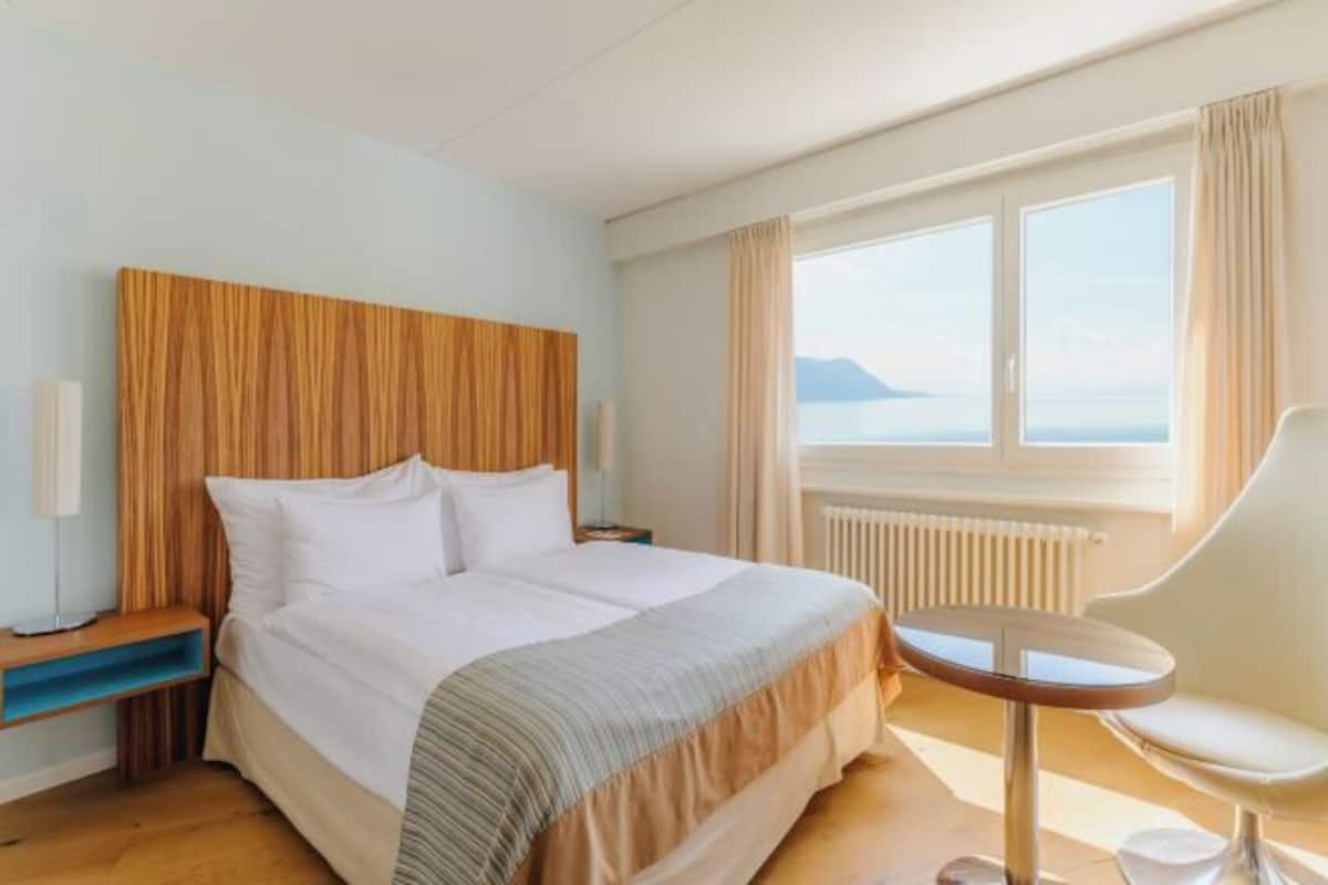 Literie de qualité, minibar, coffre-fort, bureau