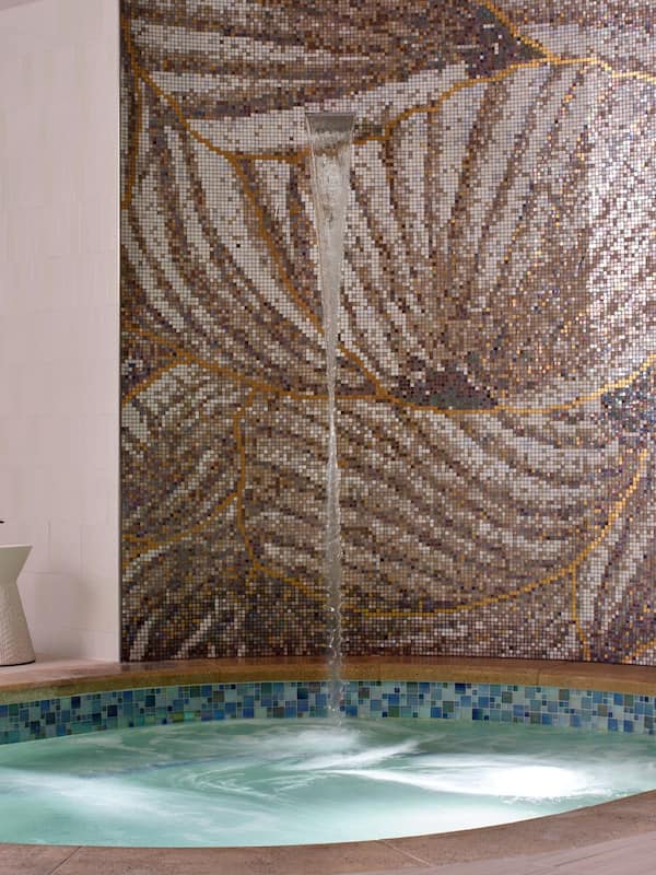 Couples treatment rooms, sauna, body treatments, hydrotherapy