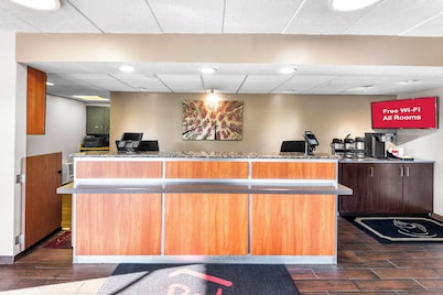 Red Roof Inn Indianapolis North - College Park