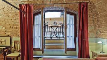 Vierbettzimmer | Allergikerbettwaren, Minibar (mit einigen kostenlosen Artikeln)