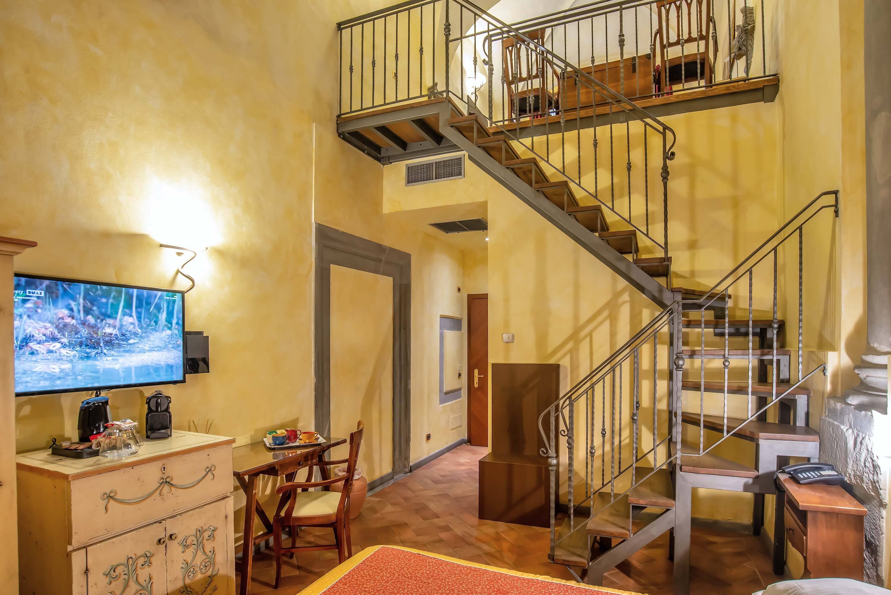 quadruple room | hypo-allergenic bedding, free minibar items, in-room safe, desk