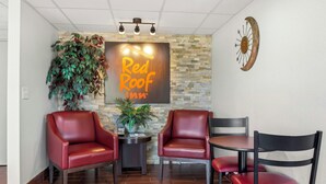 Lobby - Red Roof Inn Wheelersburg (Wheelersburg)
