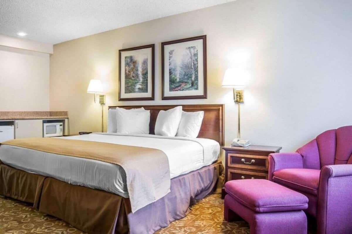 Pillowtop beds, desk, blackout drapes, iron/ironing board