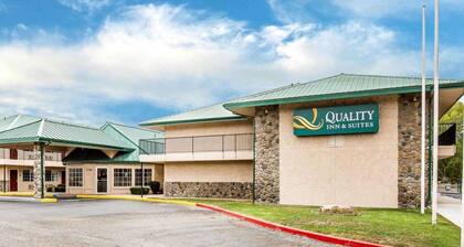 Quality Inn & Suites Minden