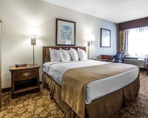 Standard Room, 1 Queen Bed, Non Smoking | Pillowtop beds, desk, blackout drapes, iron/ironing board - Quality Inn & Suites Minden (Minden)