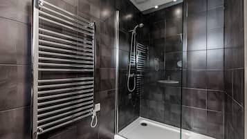 Douche de la salle de bain