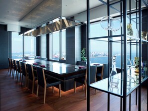 3 restaurants; lunch and dinner served - Hotel Okura Kobe (Kobe)