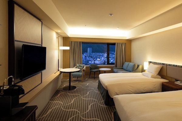 Verdunkelungsvorhänge, Bügeleisen/Bügelbrett, kostenloses WLAN