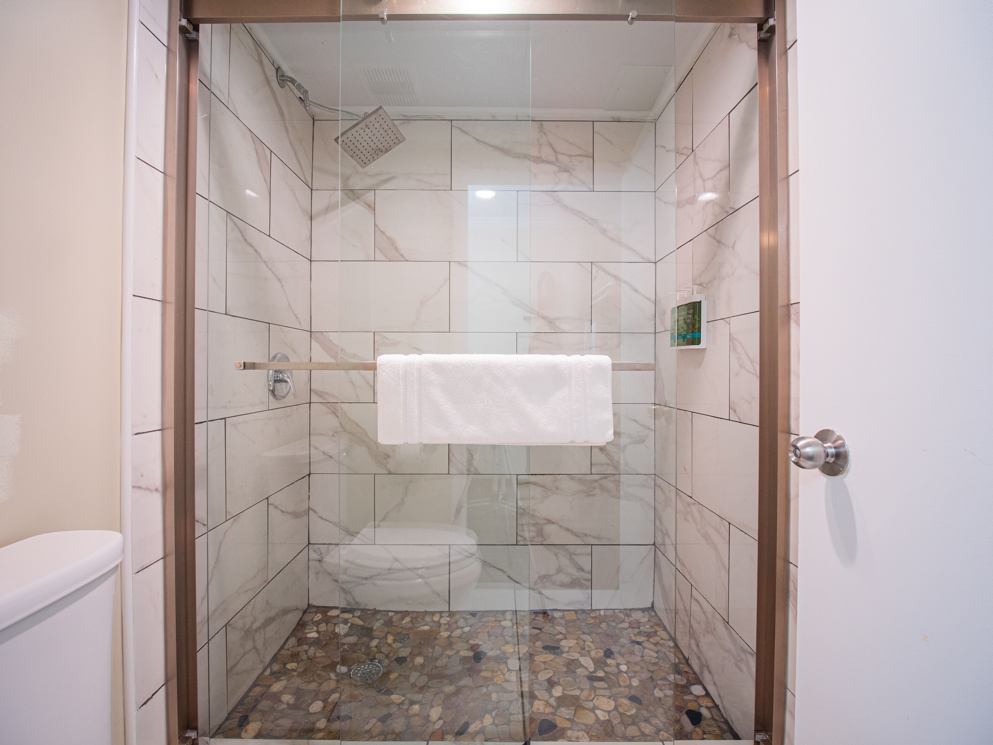 standard room, 1 king bed | bathroom | designer toiletries, hair dryer, towels, soap