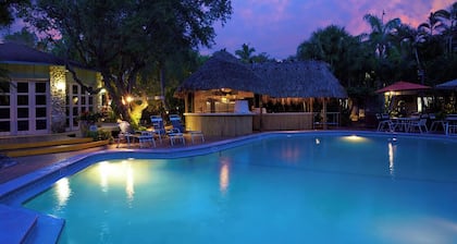 Best Western Naples Inn & Suites