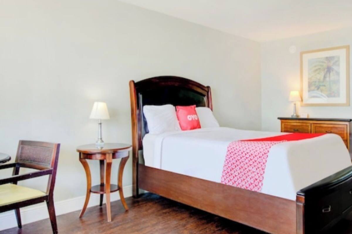 Desk, iron/ironing board, rollaway beds (free), WiFi (free)