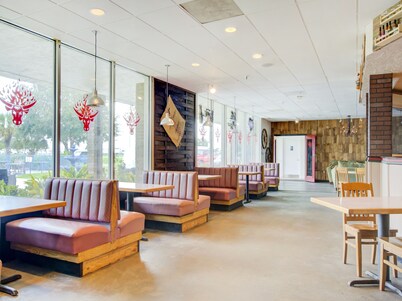 OYO Hotel Dundee By Crystal Lake