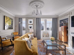 Suite, 1 King Bed, Terrace | 1 bedroom, premium bedding, down comforters, minibar