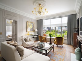 Premium bedding, down comforters, minibar, in-room safe