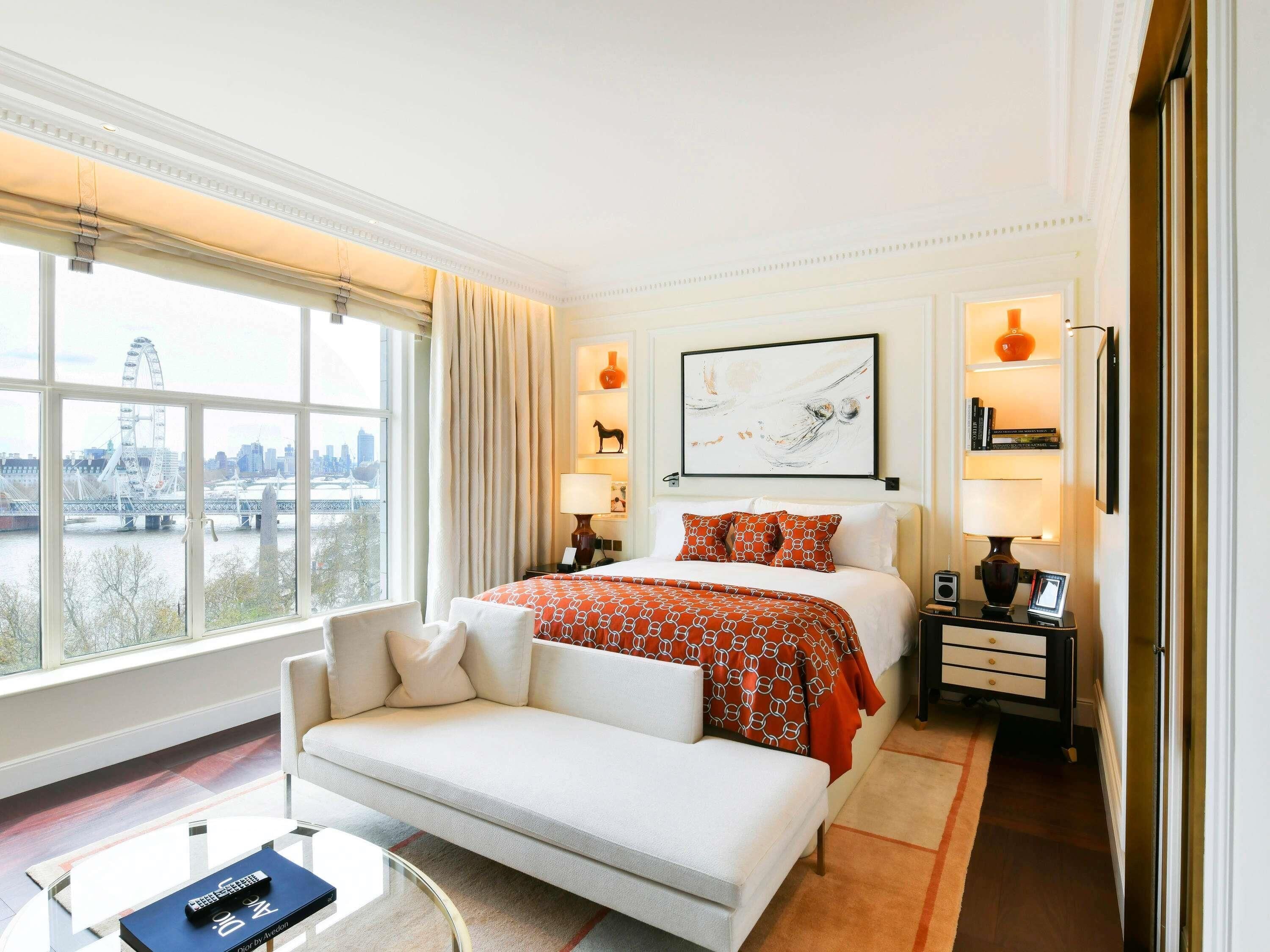 Hochwertige Bettwaren, Daunenbettdecken, Minibar, Zimmersafe