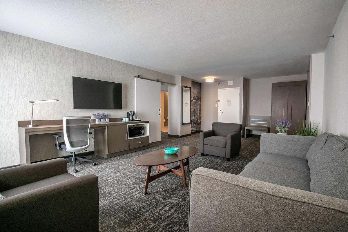 1 chambre, literie de qualité, lit avec matelas à plateau-coussin