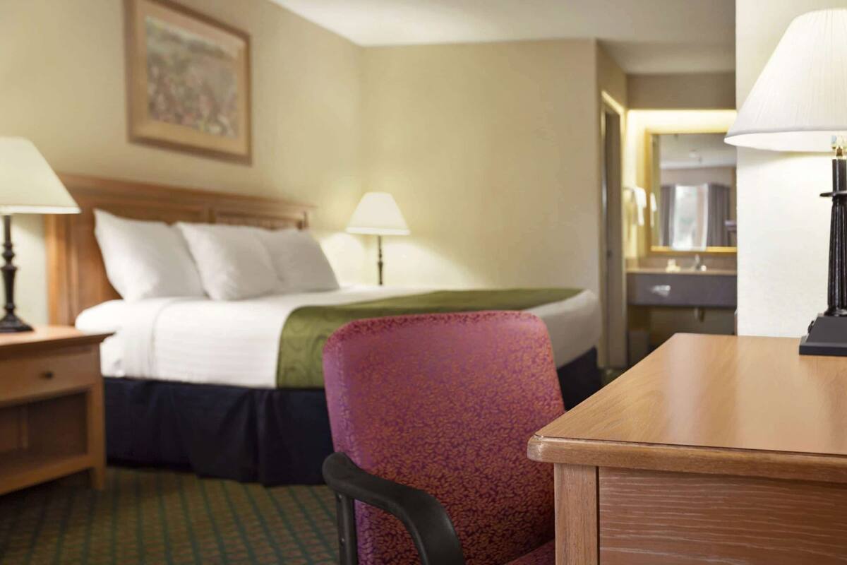 In-room safe, desk, iron/ironing board, rollaway beds