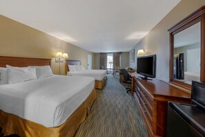 Standard Room, 2 Queen Beds, Non Smoking, Refrigerator & Microwave | Iron/ironing board, free cribs/infant beds, rollaway beds, free WiFi - Best Western La Posada Motel (Fillmore)