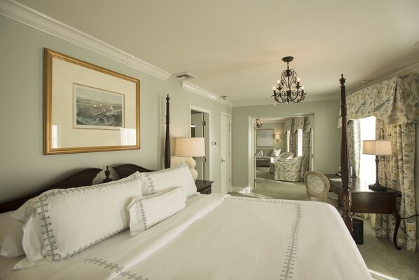 Suite (French Quarter) | Frette Italian sheets, premium bedding, down duvets, in-room safe