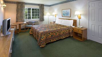 Desk, free WiFi, bed sheets