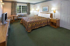 Desk, free WiFi, bed sheets - Days Inn by Wyndham Oroville (Oroville)
