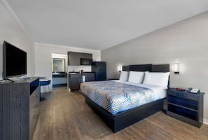 Free cots/infant beds, free WiFi, bed sheets - Studio 6 Denton, TX - UNT (Denton)