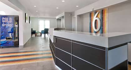 Studio 6 Denton, TX - UNT