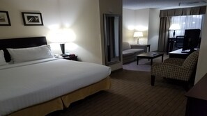 In-room safe, desk, iron/ironing board, cribs/infant beds