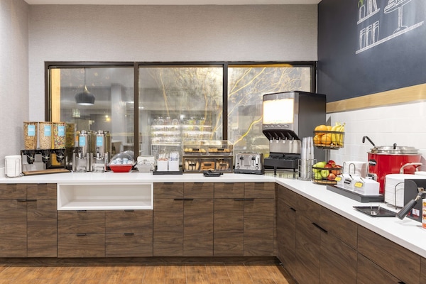 Tägliches inbegriffenes Frühstücksbuffet