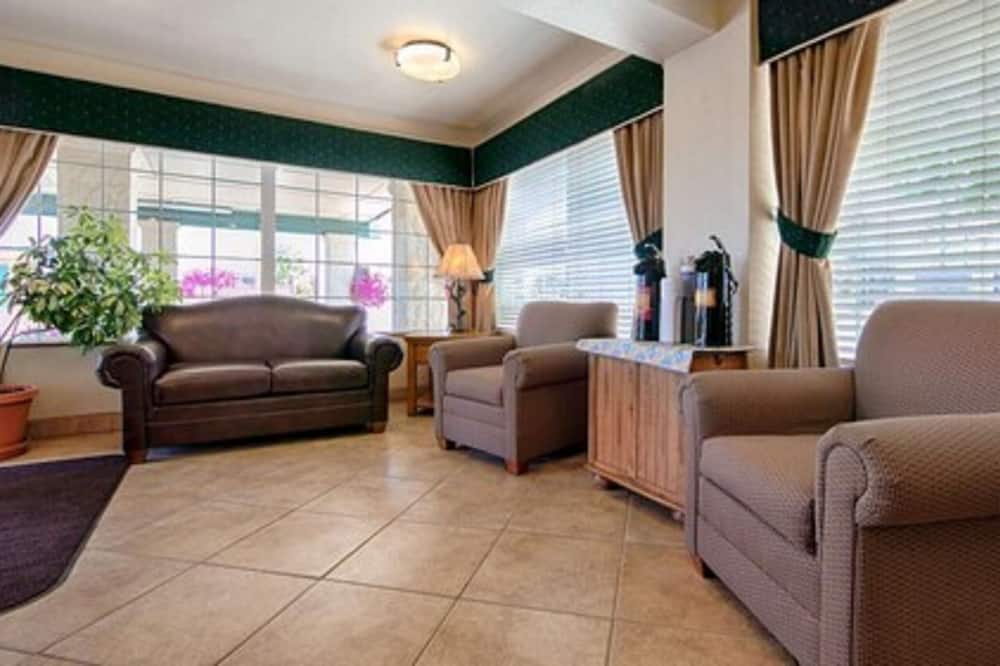 Trailside Inn