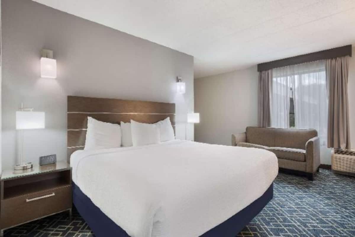 Individually decorated, individually furnished, desk, laptop workspace