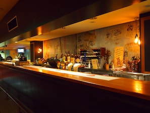 3 bars/lounges, piano bar, sports bar