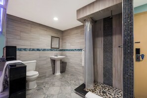 Room, 1 King Bed, Smoking, Jetted Tub | Desk, free WiFi, bed sheets - Knights Inn Philadelphia (Philadelphia)