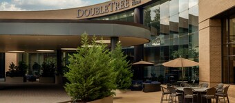 DoubleTree by Hilton Washington Dulles Airport
